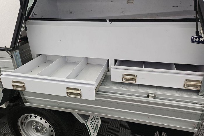 2021 Mitsubishi Triton GLX