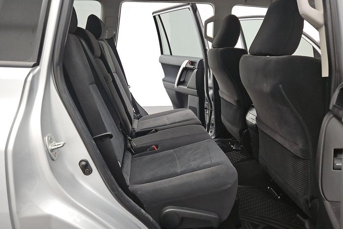 2023 Toyota Landcruiser Prado GXL