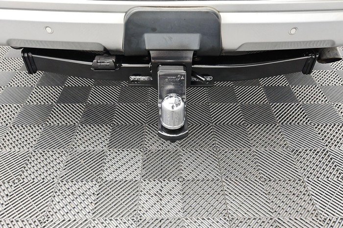 2023 Toyota Landcruiser Prado GXL