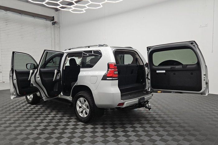 2023 Toyota Landcruiser Prado GXL