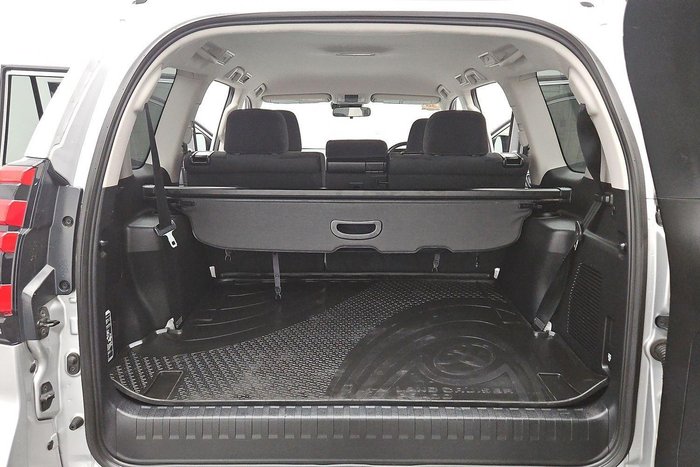 2023 Toyota Landcruiser Prado GXL