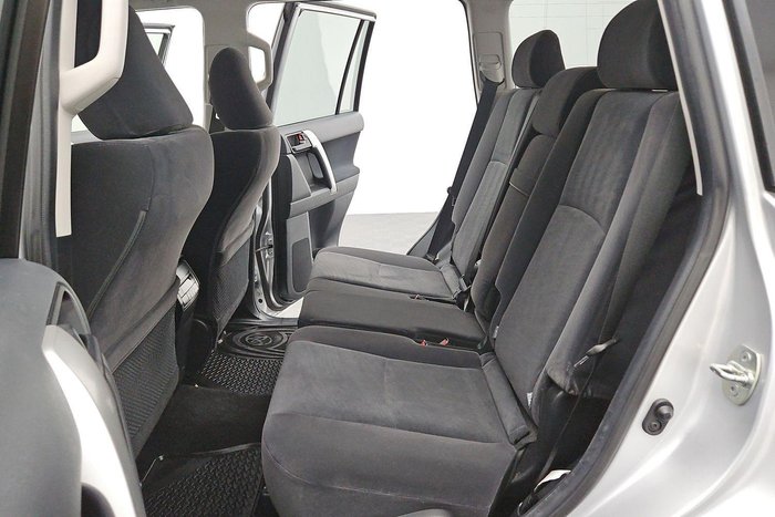 2023 Toyota Landcruiser Prado GXL