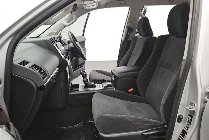 2023 Toyota Landcruiser Prado GXL