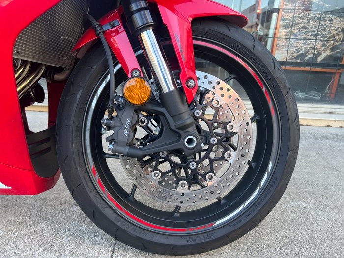 2025 Honda CBR650RAC RED