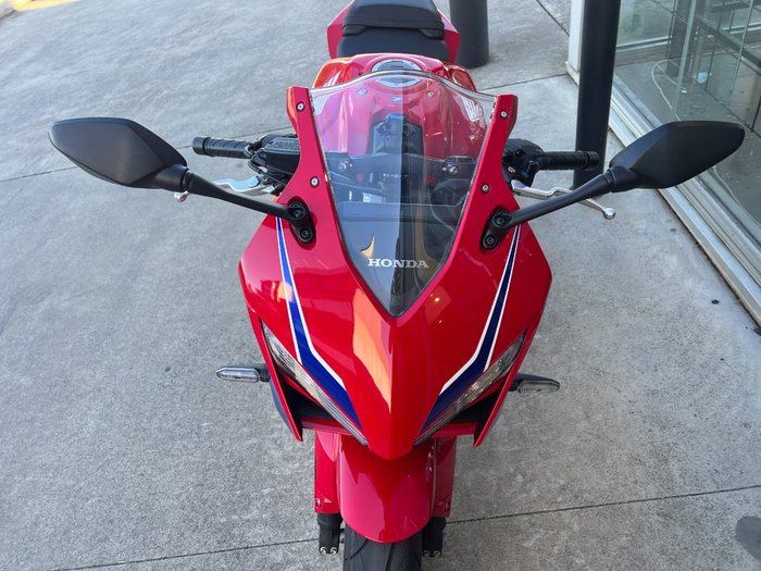 2025 Honda CBR650RAC RED