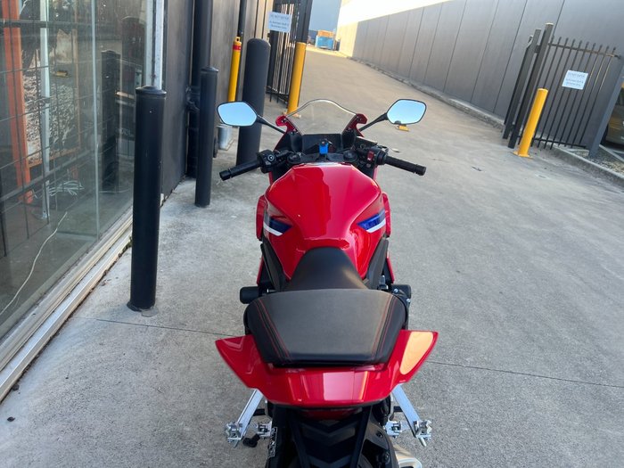 2025 Honda CBR650RAC RED
