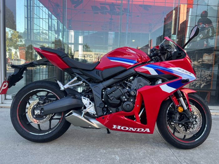 2025 Honda CBR650RAC RED