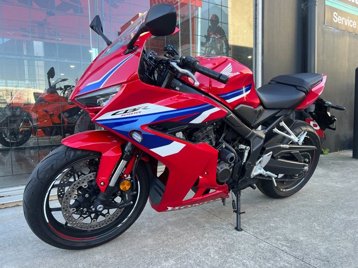 2025 Honda CBR650RAC RED