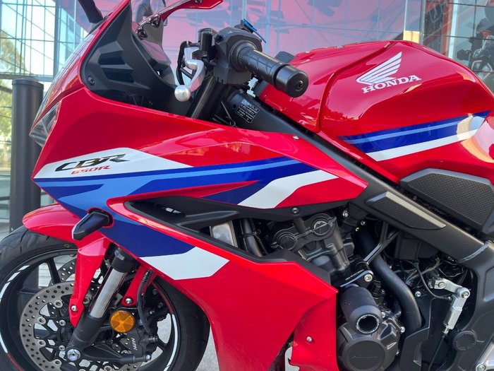 2025 Honda CBR650RAC RED