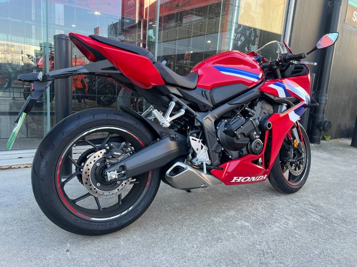 2025 Honda CBR650RAC RED