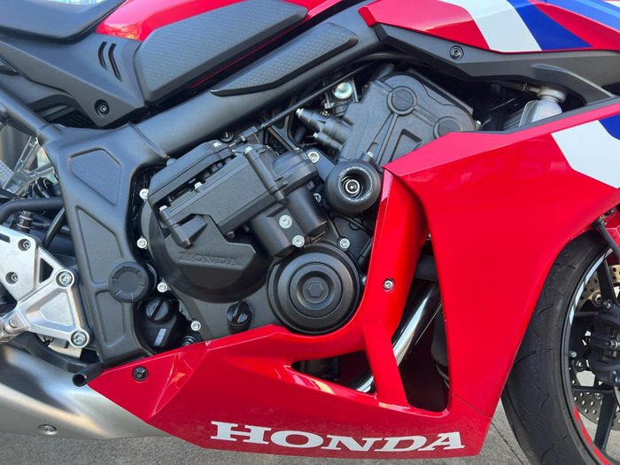 2025 Honda CBR650RAC RED