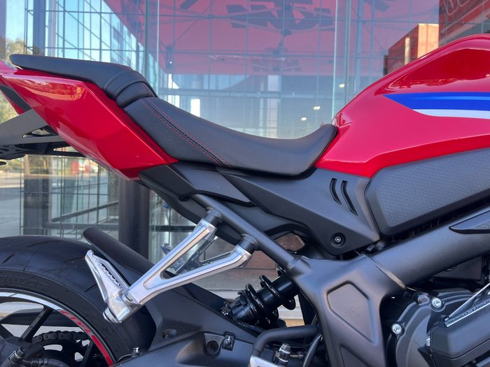 2025 Honda CBR650RAC RED