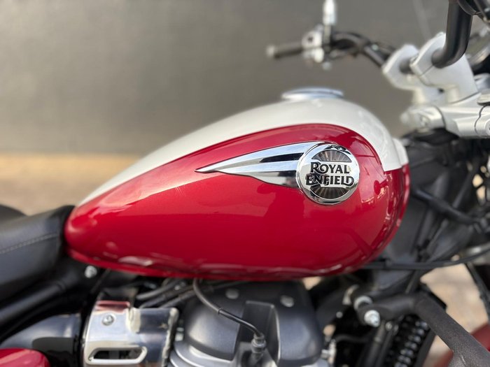2023 Royal Enfield Super Meteor 650