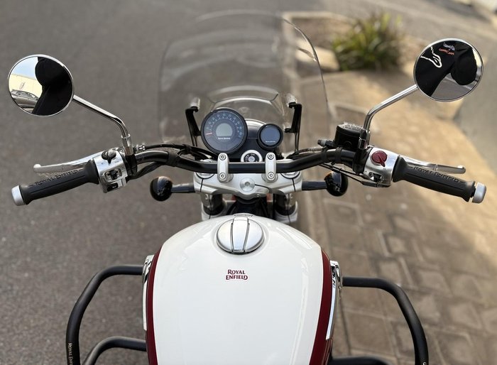 2023 Royal Enfield Super Meteor 650