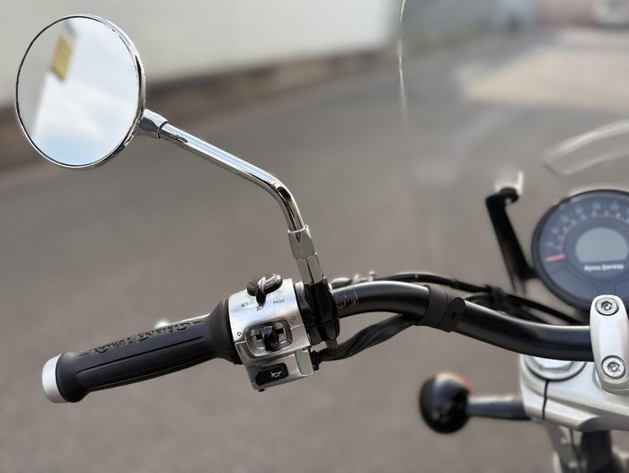 2023 Royal Enfield Super Meteor 650