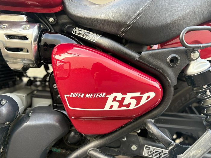 2023 Royal Enfield Super Meteor 650