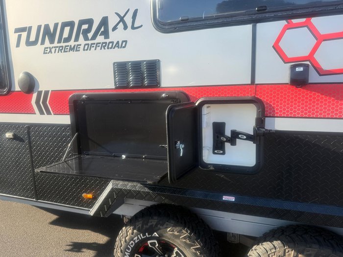 2021 Blue Sky Tundra Xl Extreme 20'8
