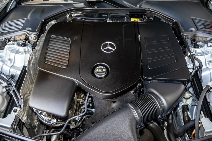 2025 Mercedes-Benz CLE-Class CLE300