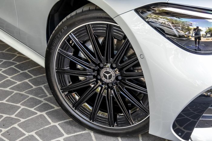 2025 Mercedes-Benz CLE-Class CLE300