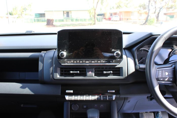 2026 Mitsubishi Triton GLX+