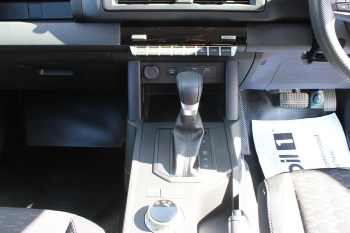 2026 Mitsubishi Triton GLX+