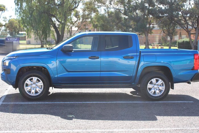 2026 Mitsubishi Triton GLX+