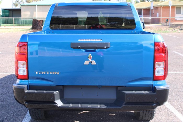 2026 Mitsubishi Triton GLX+