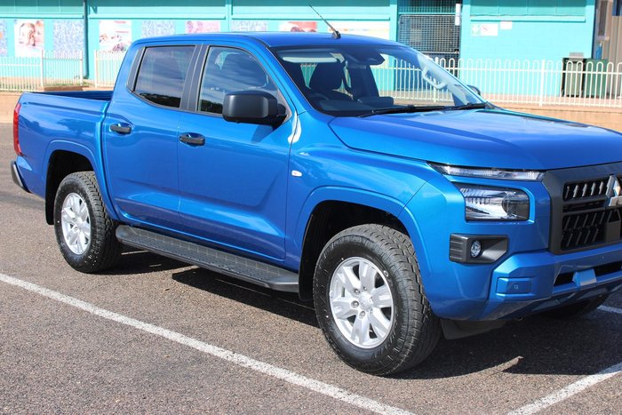 2026 Mitsubishi Triton GLX+