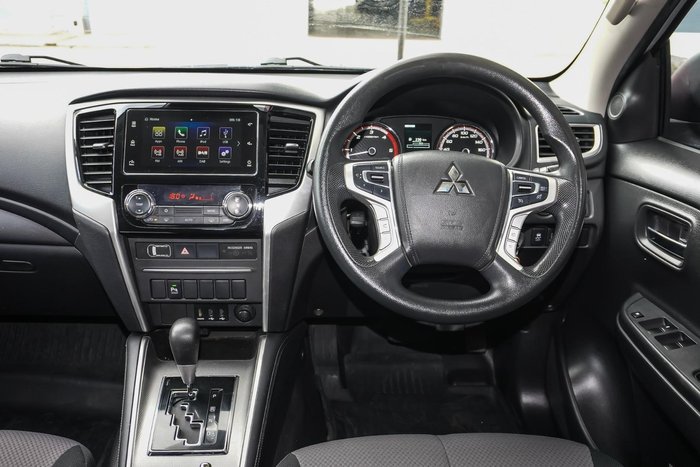 2019 Mitsubishi Triton GLX+