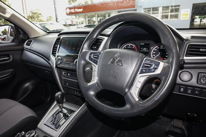 2019 Mitsubishi Triton GLX+