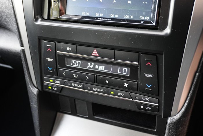 2017 Toyota Aurion AT-X