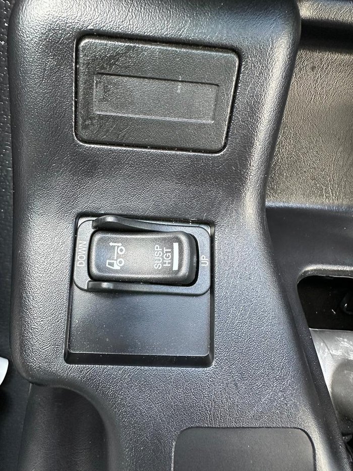2026 Isuzu F Series FYJ 320-255 AT R60