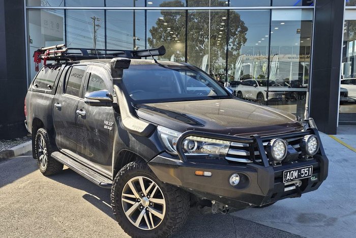 2017 Toyota Hilux SR5