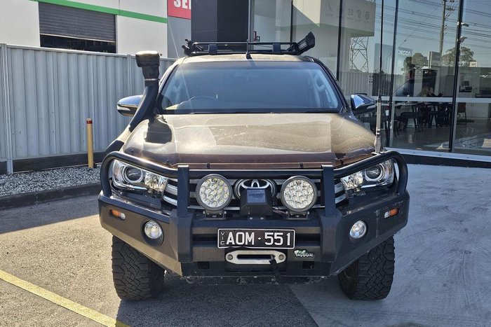 2017 Toyota Hilux SR5