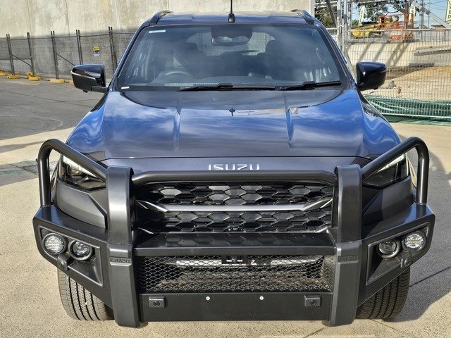 2026 Isuzu MU-X