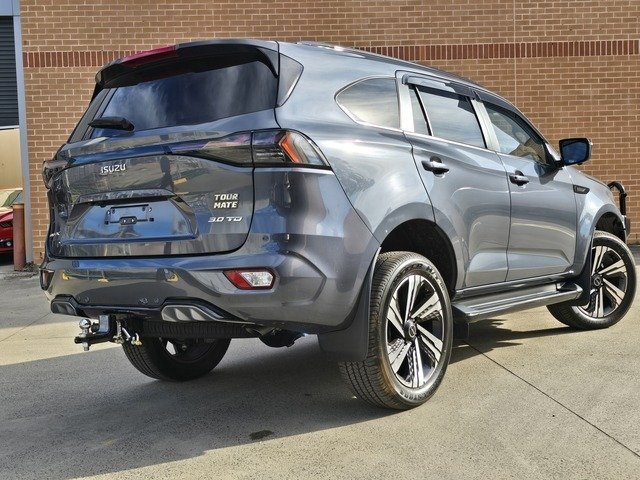 2026 Isuzu MU-X