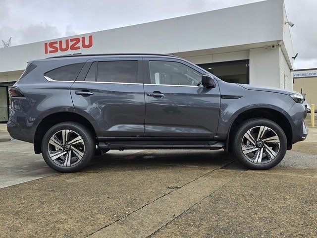 2026 Isuzu MU-X