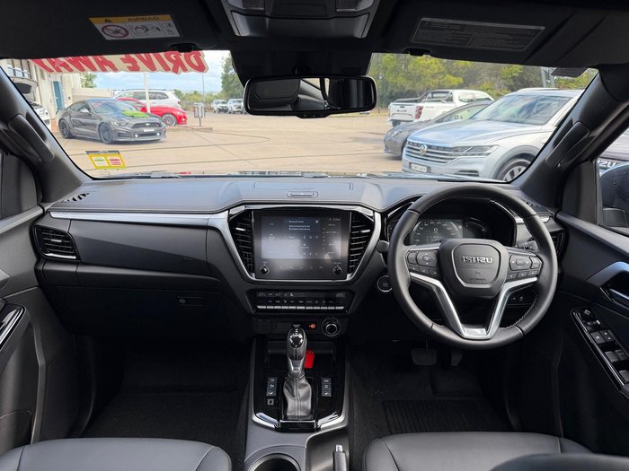 2025 Isuzu D-MAX LS-U+ MY24 4X4 Dual Range Basalt Black