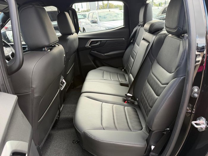 2025 Isuzu D-MAX LS-U+ MY24 4X4 Dual Range Basalt Black