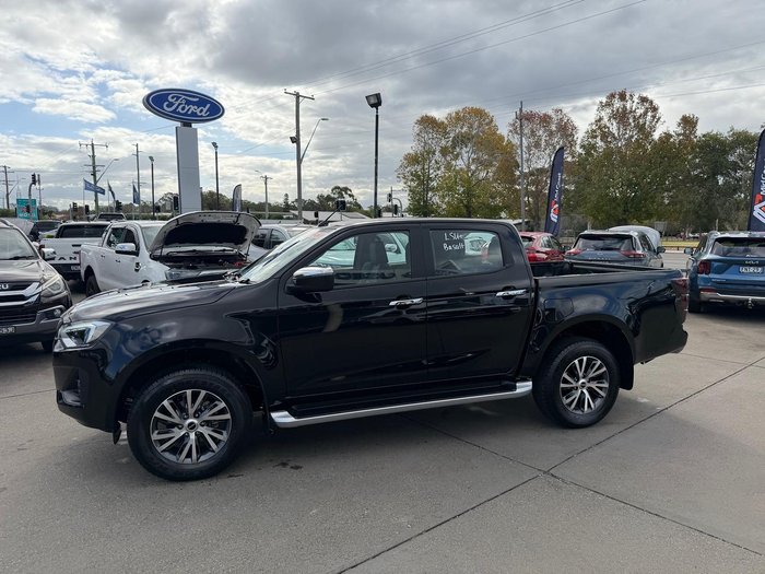 2025 Isuzu D-MAX LS-U+ MY24 4X4 Dual Range Basalt Black