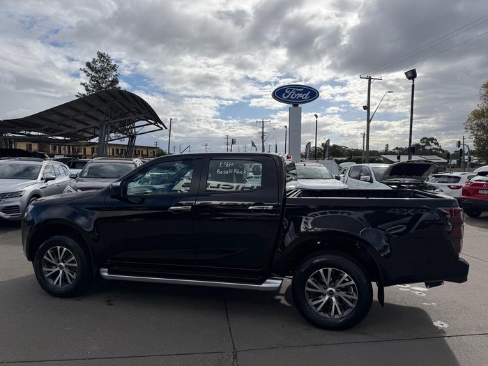2025 Isuzu D-MAX LS-U+ MY24 4X4 Dual Range Basalt Black