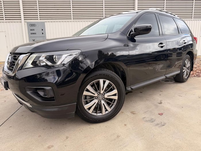 2018 Nissan Pathfinder ST