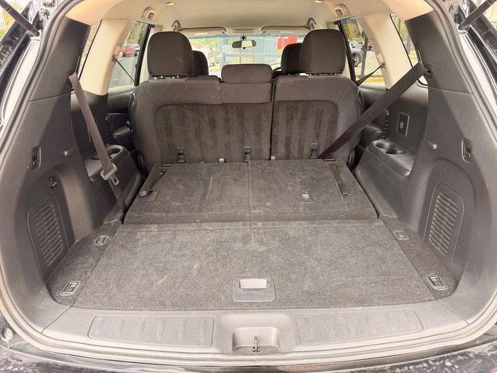 2018 Nissan Pathfinder ST