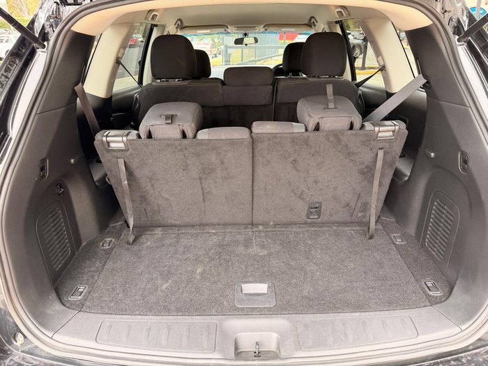 2018 Nissan Pathfinder ST