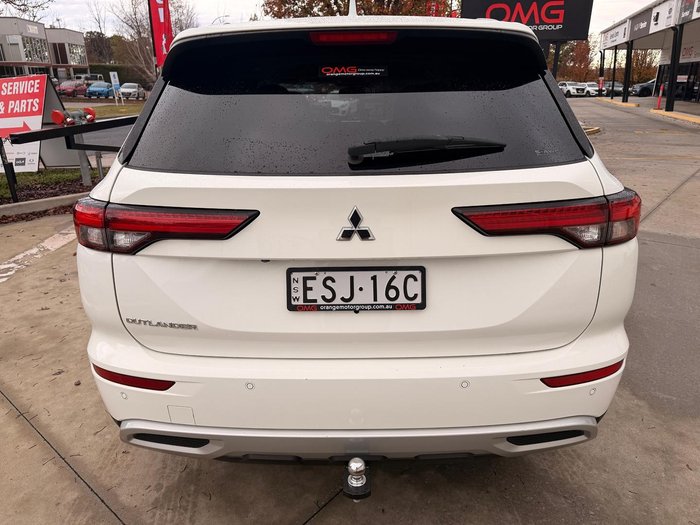2021 Mitsubishi Outlander LS