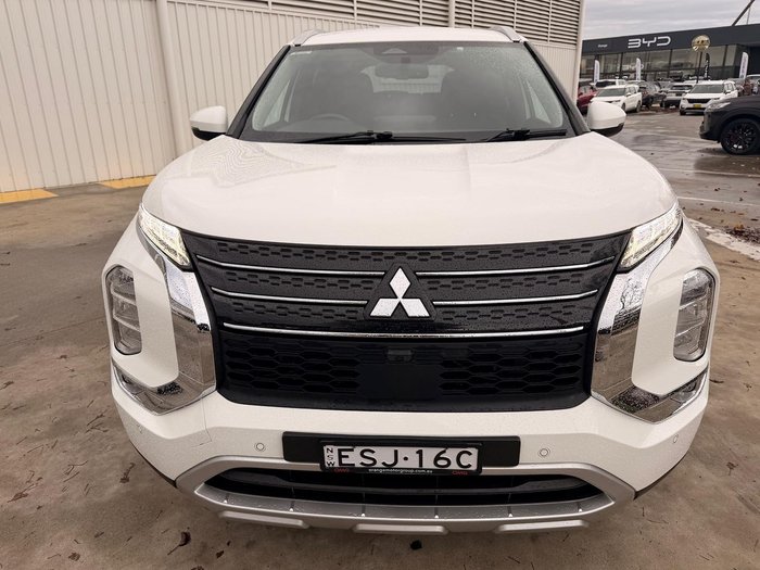 2021 Mitsubishi Outlander LS
