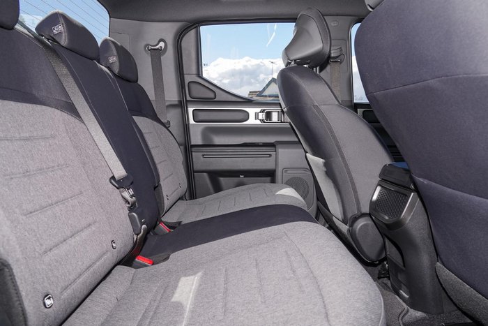 2025 Kia Tasman SX