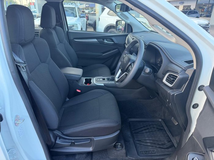 2025 Isuzu MU-X LS-M MY25.5 4x2 Mineral White