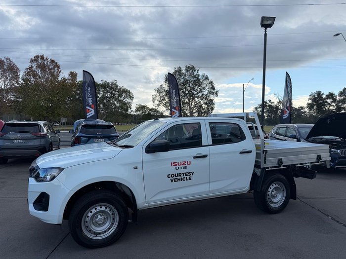 2025 Isuzu D-MAX SX MY25.5 4X4 Dual Range Mineral White