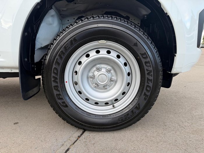 2025 Isuzu D-MAX SX MY25.5 4X4 Dual Range Mineral White